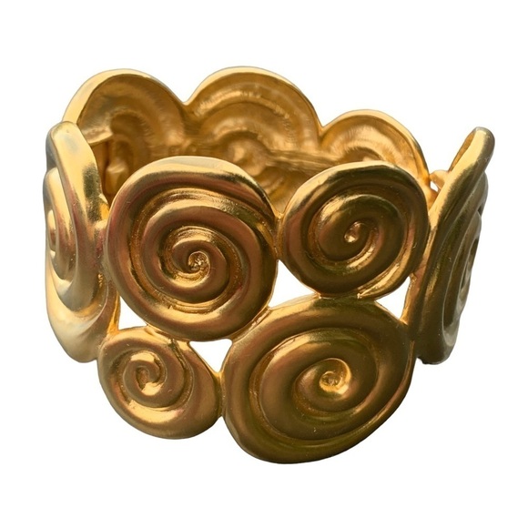 Kenneth Jay Lane Designer Heavy Massive Etruscan Swirl Matte Gold Clamp Bracelet - Picture 1 of 6